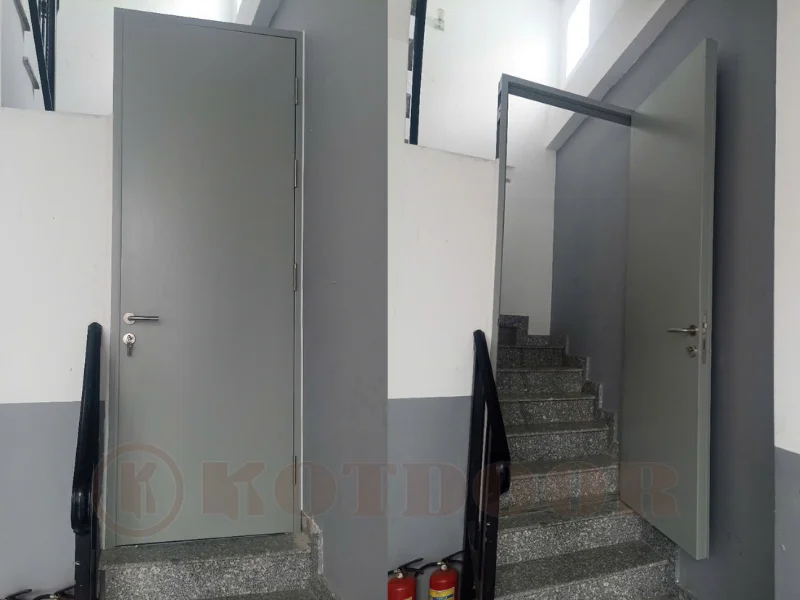 Báo giá cửa thép chống mới nhất