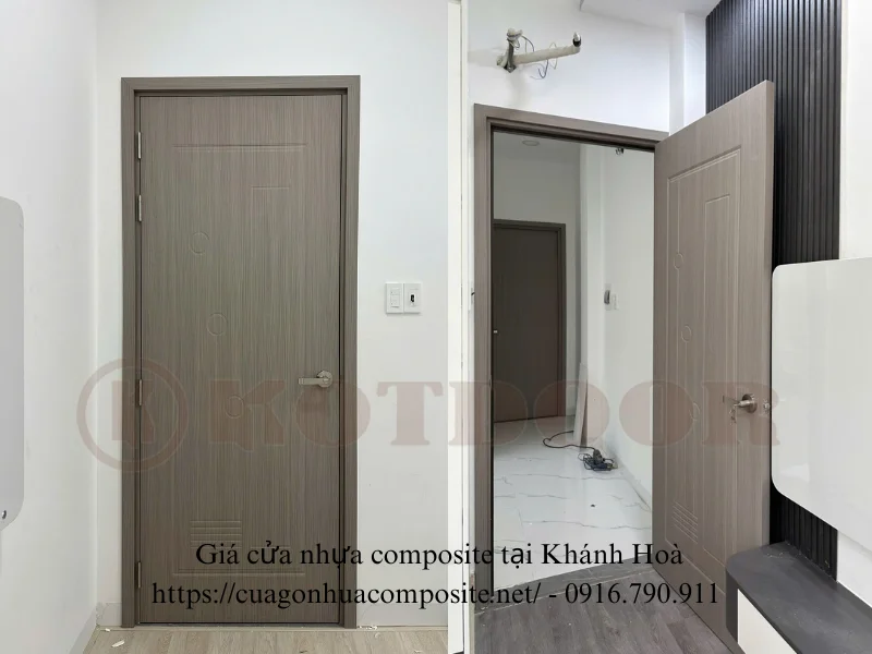 Giá cửa nhựa composite tại Khánh Hoà